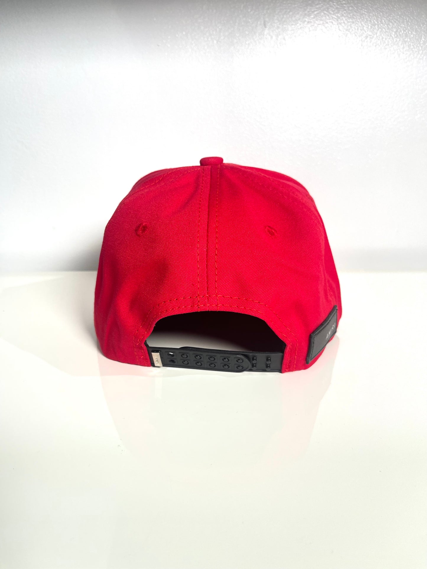 Amiri hat