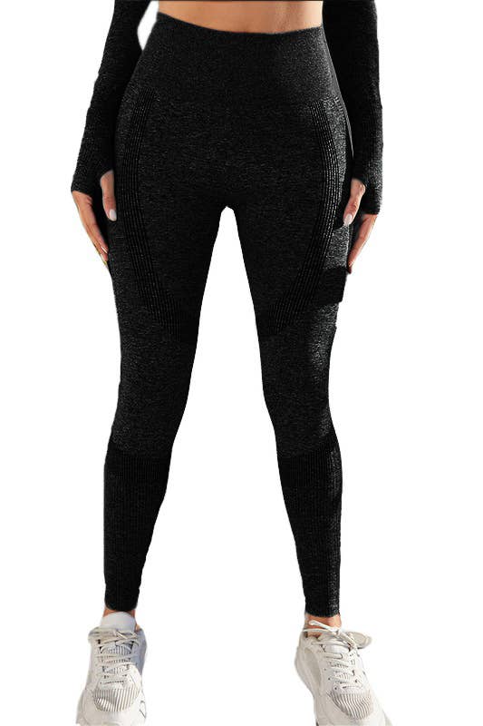 Seamless black tone work out yoga legging with scrunch hip